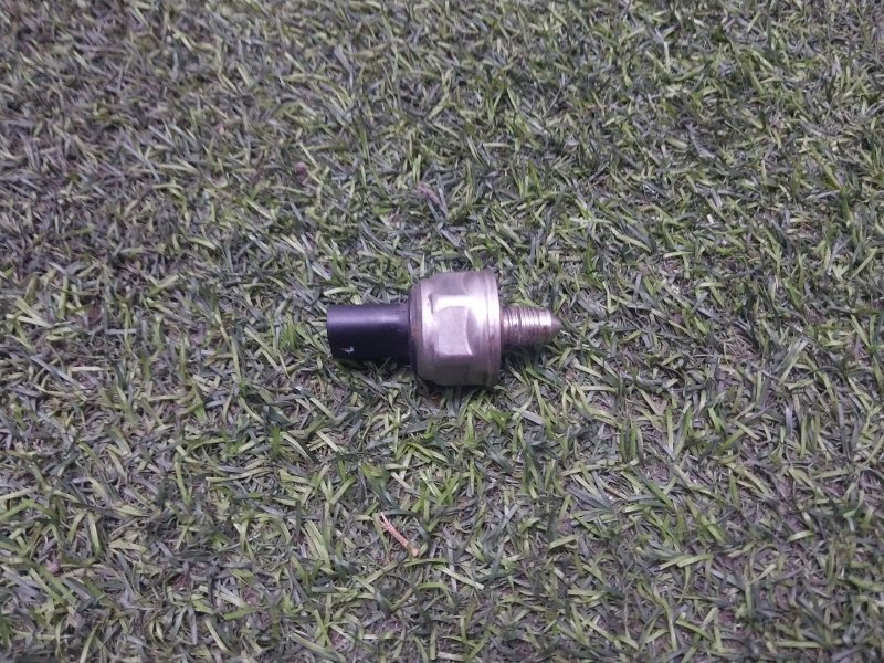 Датчик давления топлива