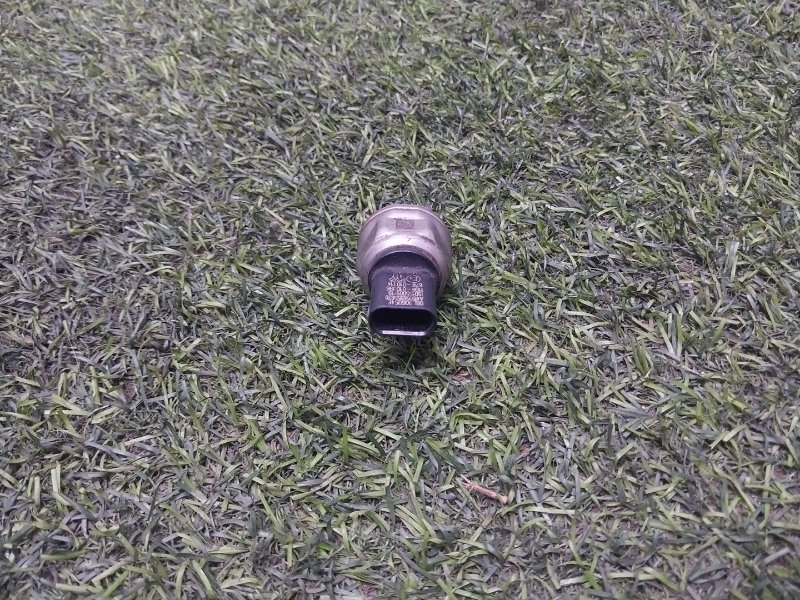 Датчик давления топлива