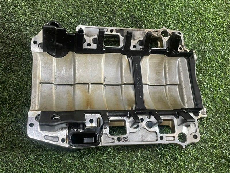 Маслоотражатель