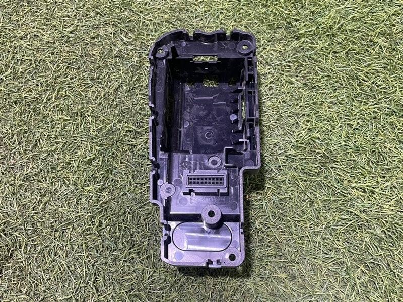 Кронштейн крепления торпедо