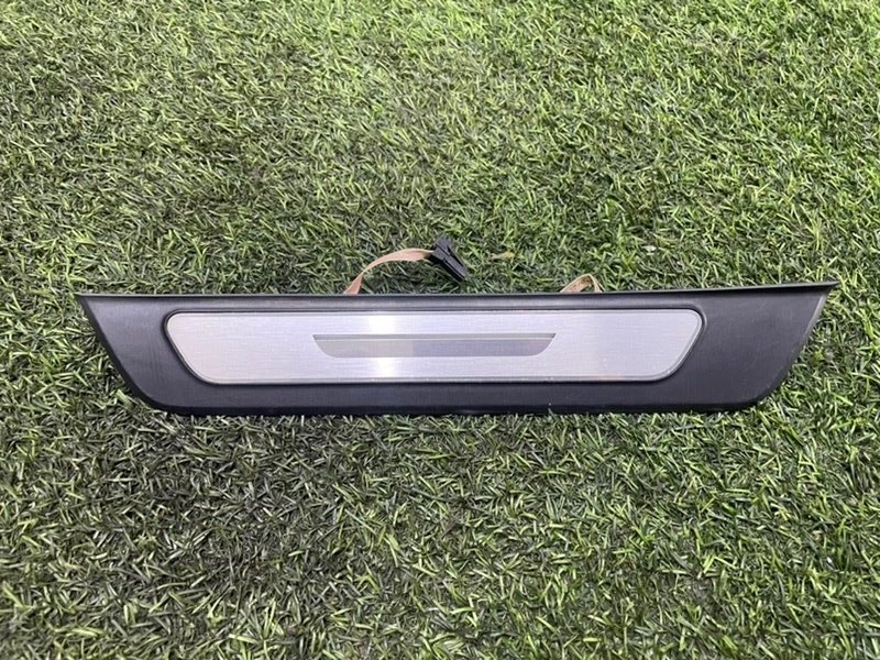 Накладка на порог (наружная)