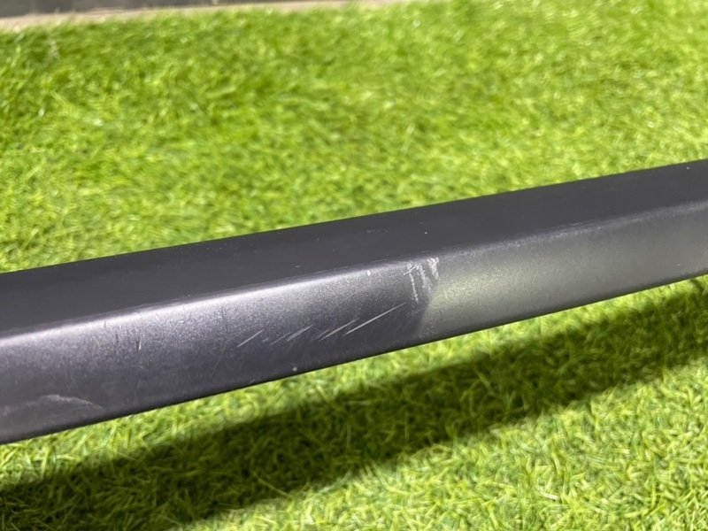 Рейлинг (релинг) правый (планка на крышу)