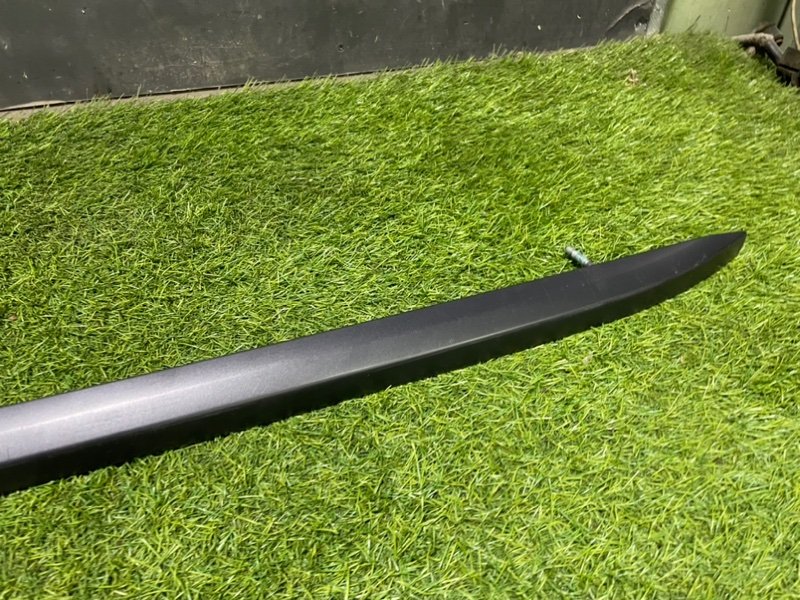 Рейлинг (релинг) правый (планка на крышу)