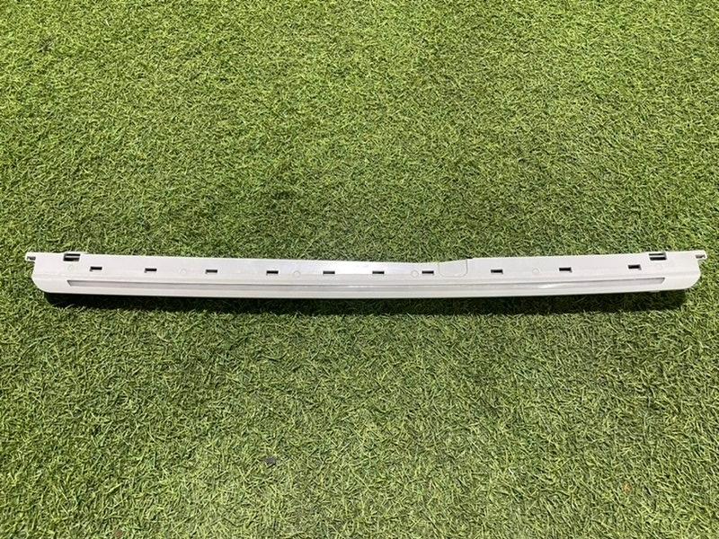 Плафон салонный