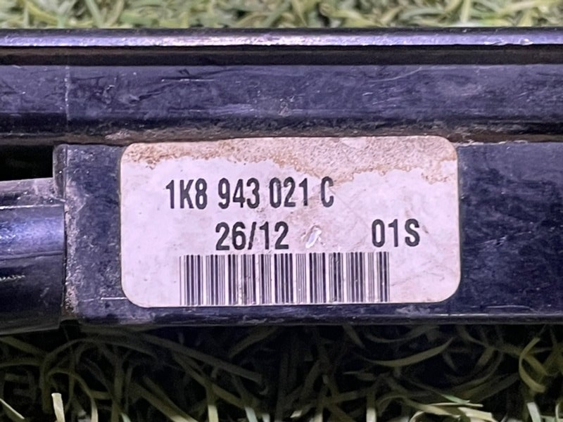 Фонарь подсветки номера