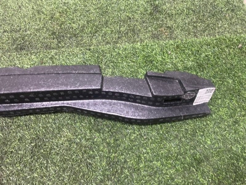 Наполнитель переднего бампера