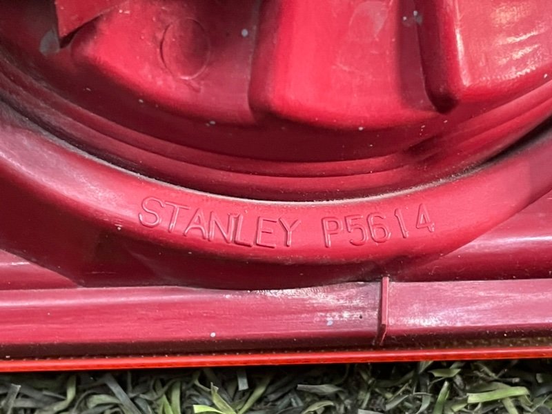 Фонарь задний внутренний левый