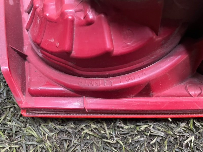 Фонарь задний внутренний правый