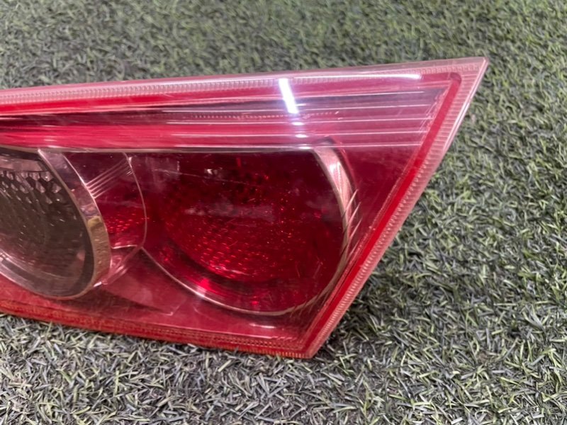 Фонарь задний внутренний правый