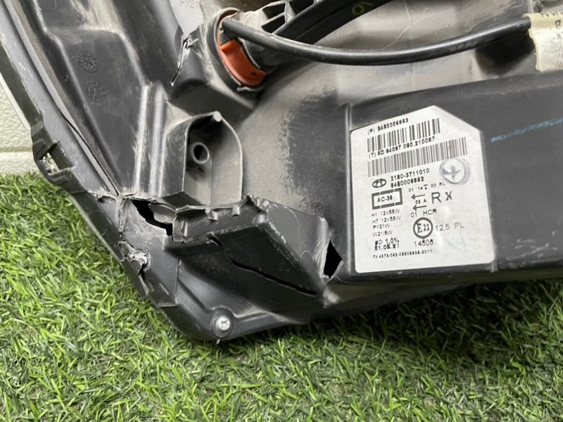 Фара правая