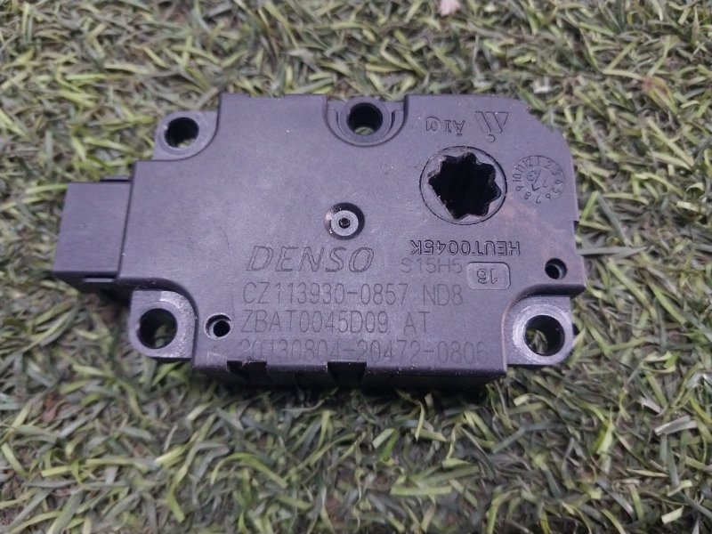 Моторчик заслонки печки