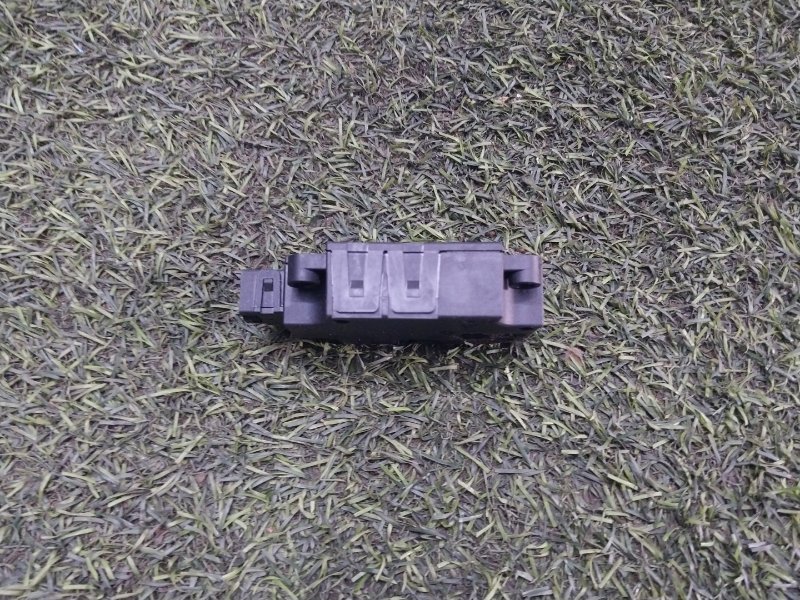 Моторчик заслонки печки