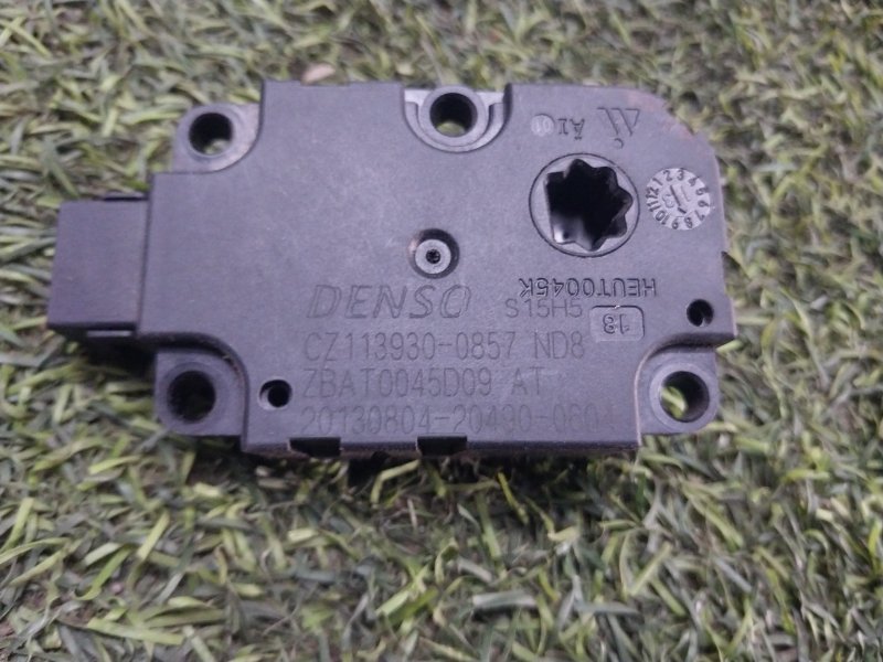 Моторчик заслонки печки