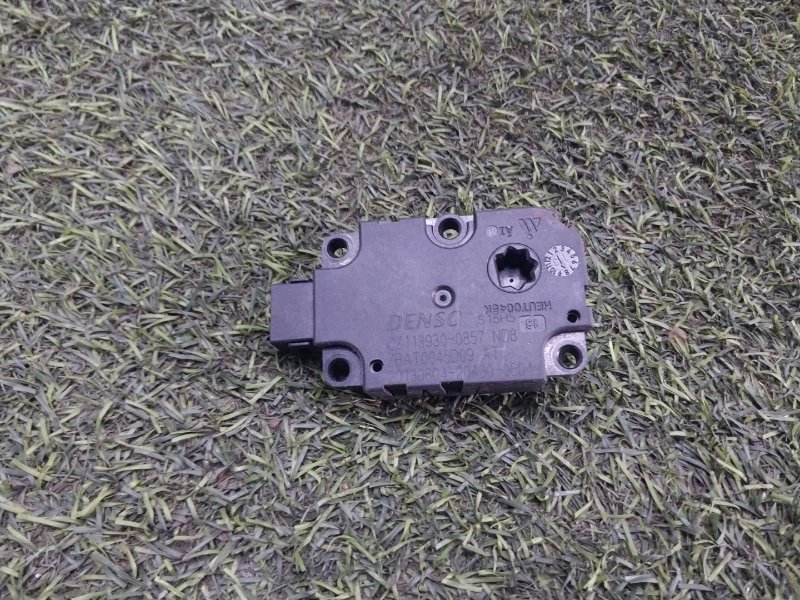 Моторчик заслонки печки