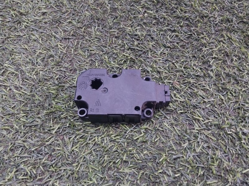 Моторчик заслонки печки