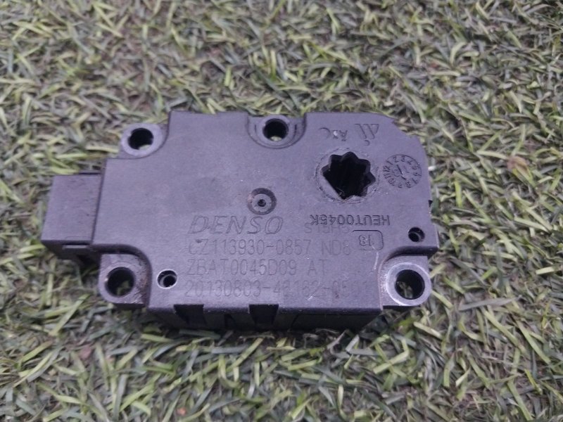 Моторчик заслонки печки