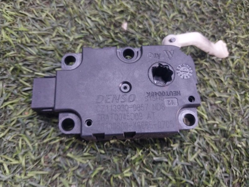 Моторчик заслонки печки