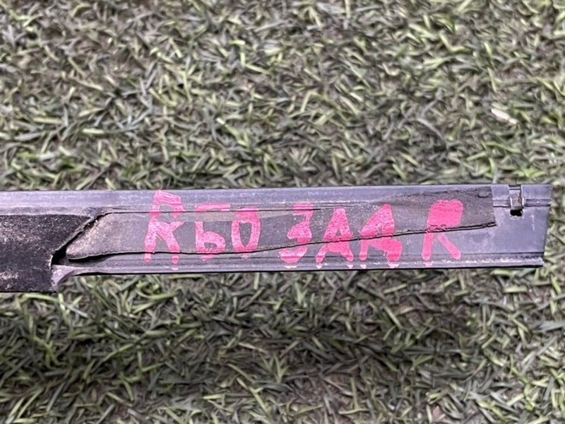 Молдинг двери