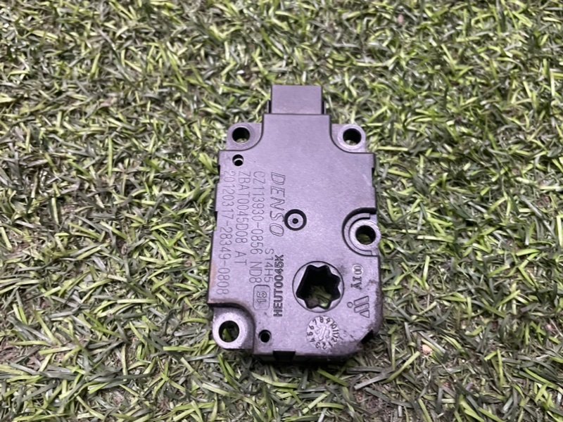 Моторчик заслонки печки