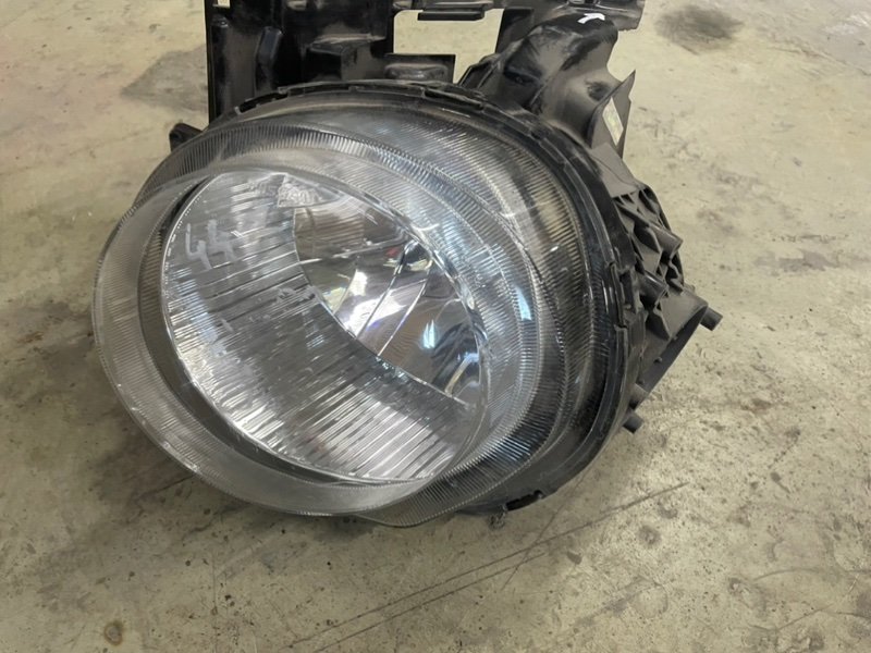 Фара левая