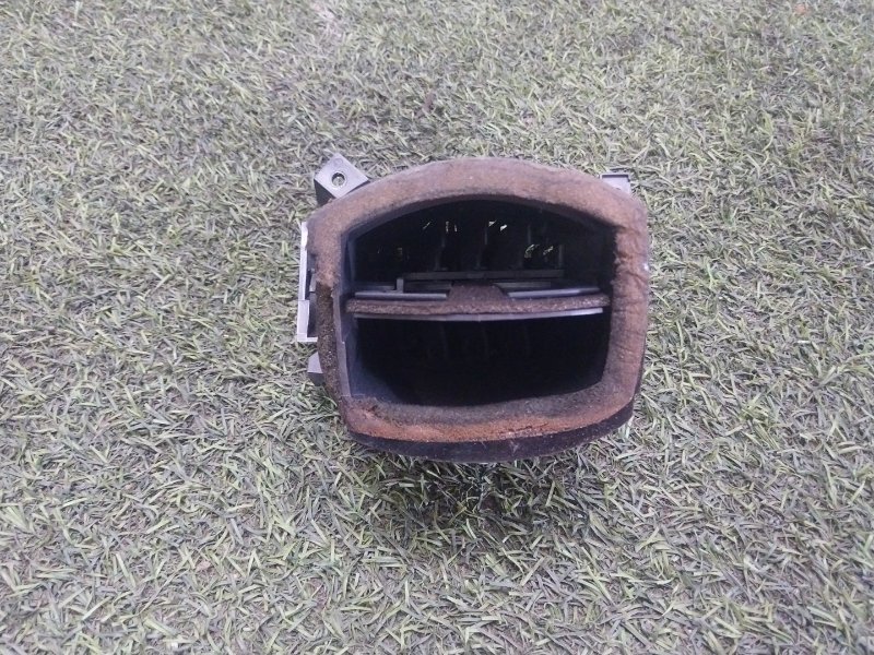 Дефлектор воздушный