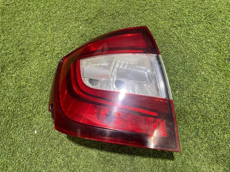 Фонарь задний наружный левый