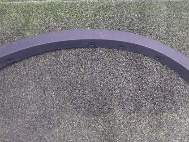 Накладка переднего крыла левого