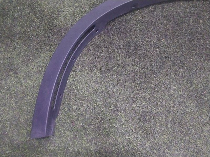 Накладка переднего крыла левого