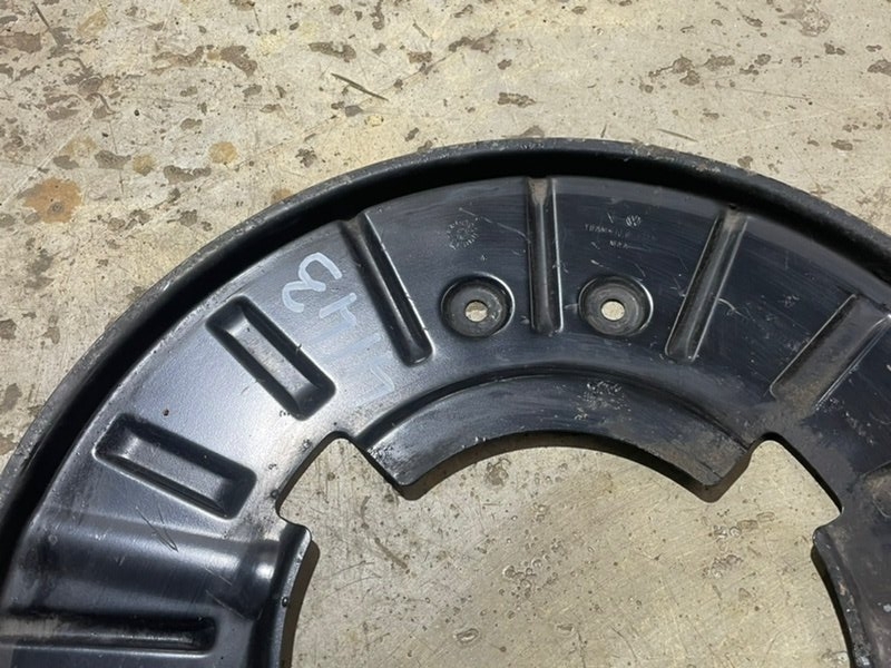 Пыльник тормозного диска