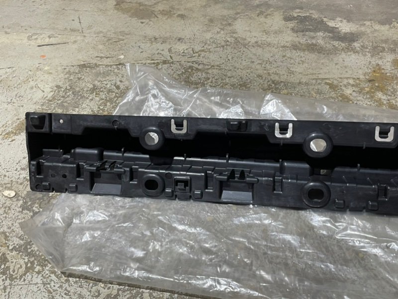 Накладка на подножку