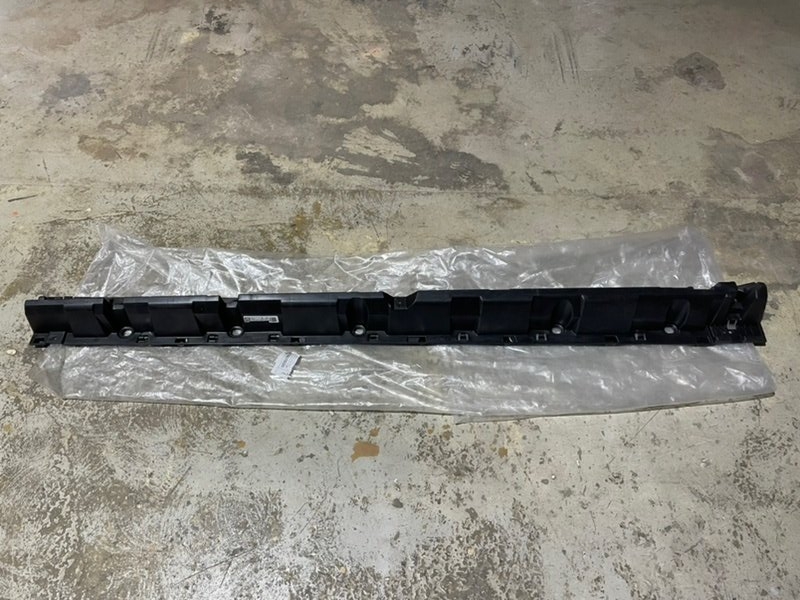 Накладка на подножку