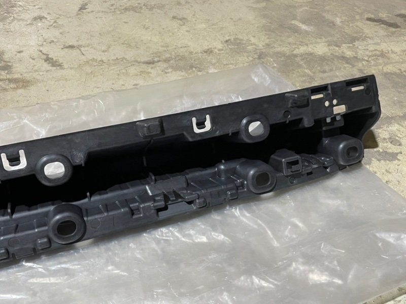 Накладка на подножку