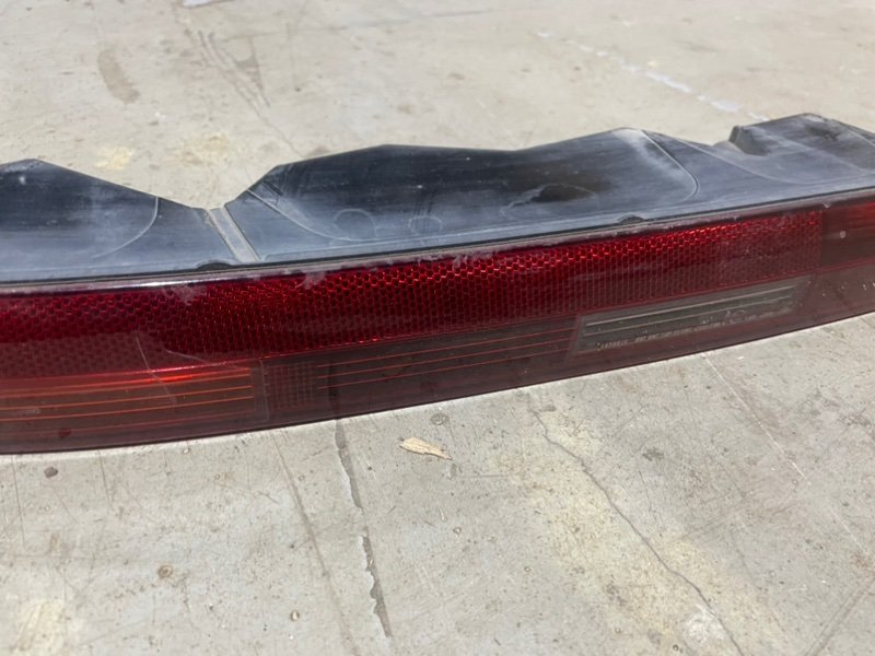 Фонарь задний в бампер левый