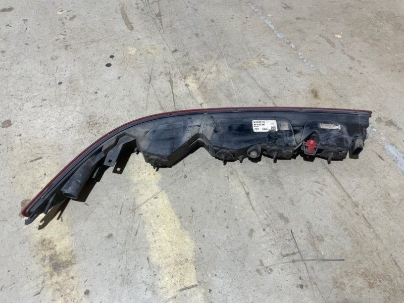 Фонарь задний в бампер левый