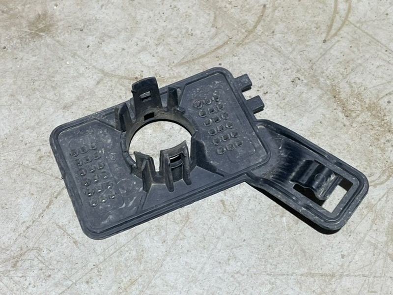 Кронштейн датчика парковки