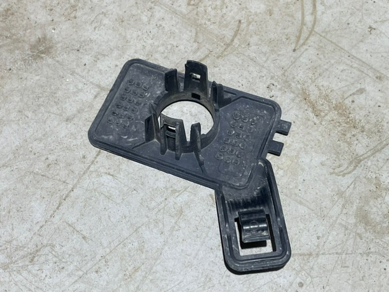 Кронштейн датчика парковки