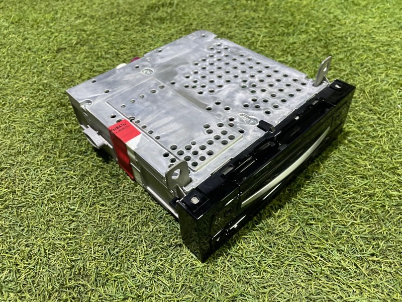 Проигрыватель CD/DVD