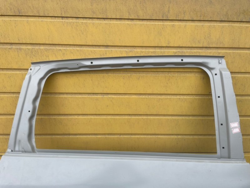 Дверь задняя правая