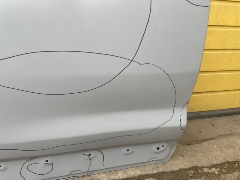 Дверь задняя правая