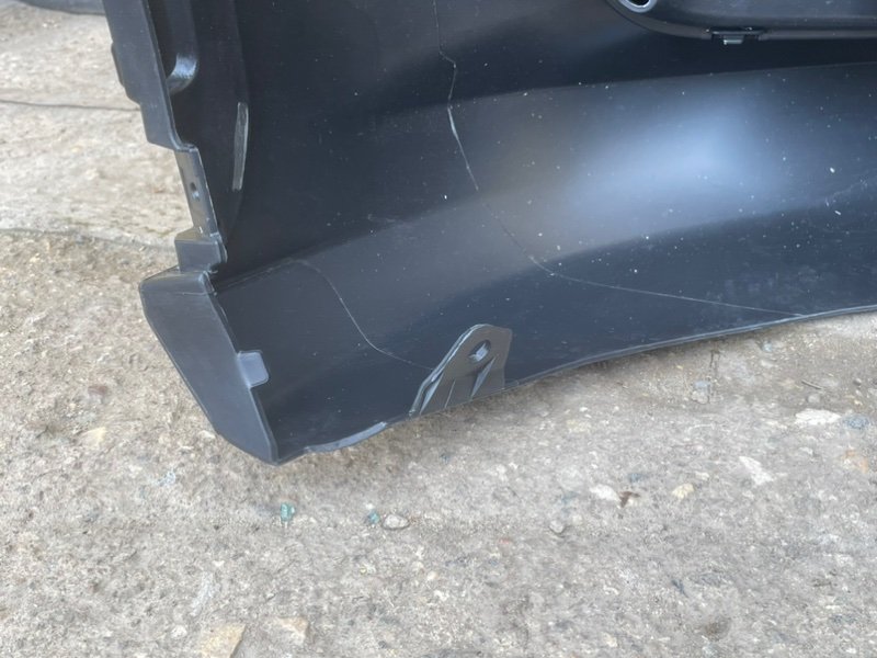 Бампер передний