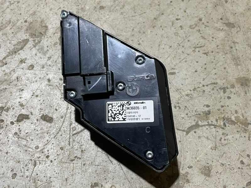 Кнопка регулировки сидения