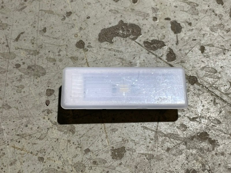 Плафон салонный