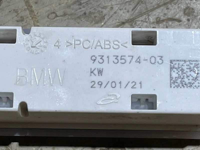 Плафон салонный