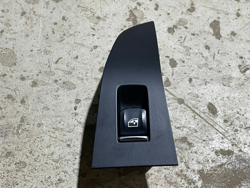 Кнопка стеклоподъемника