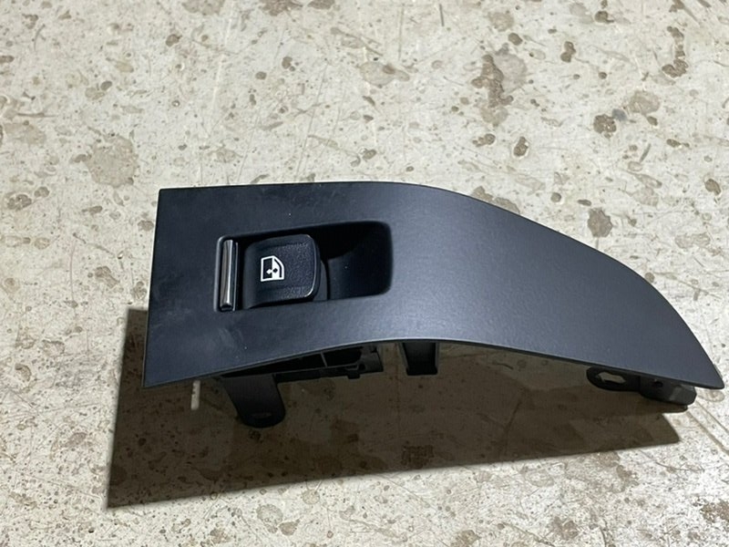 Кнопка стеклоподъемника