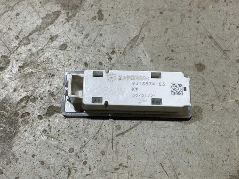 Плафон салонный