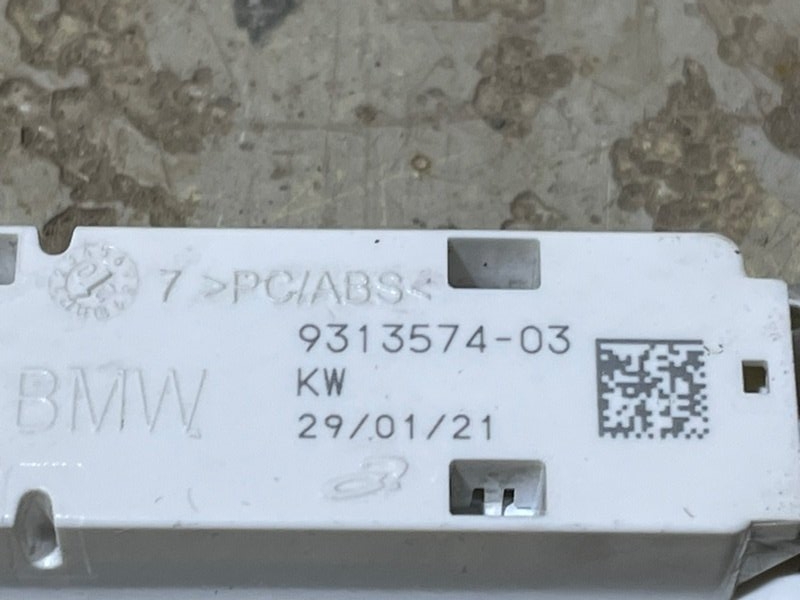 Плафон салонный