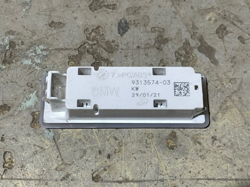 Плафон салонный