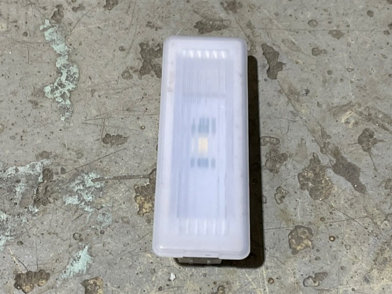 Плафон салонный