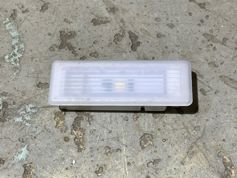 Плафон салонный